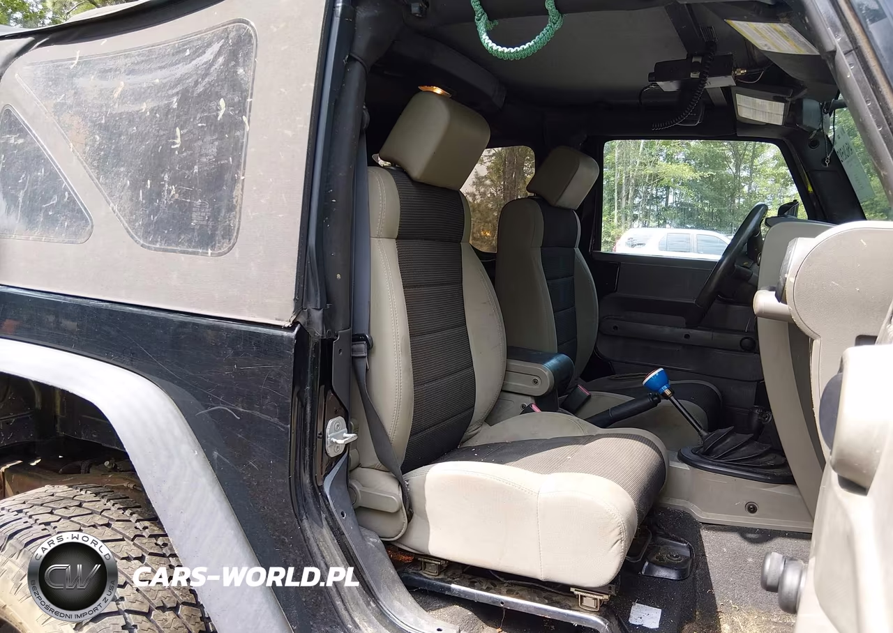 2007 Jeep Wrangler X VIN:1J4FA241X7L180550 - 8