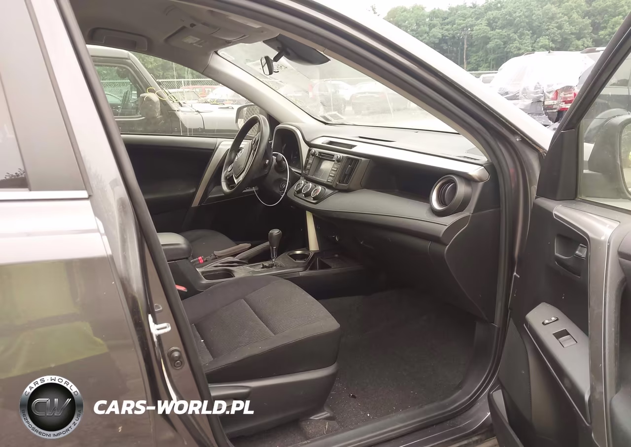 2017 Toyota Rav4 Le VIN:JTMBFREV4HJ131034 - 5