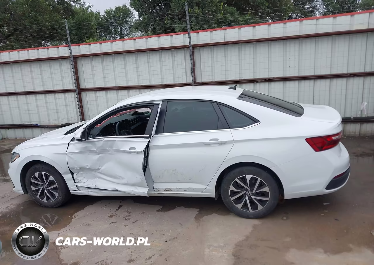 2025 Volkswagen Jetta 1.5T S VIN:3VW5X7BU4SM033381 - 14