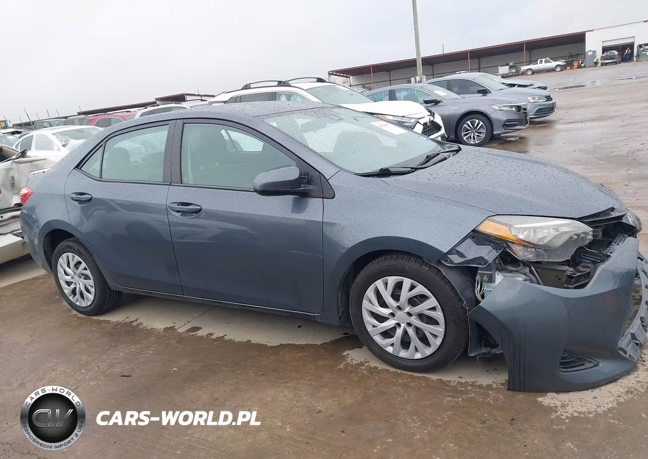 2017 Toyota Corolla Le VIN:5YFBURHE8HP646230 - 14