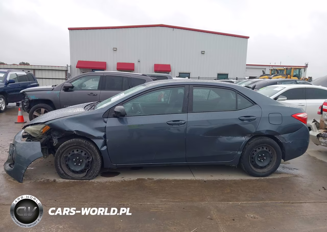 2017 Toyota Corolla Le VIN:5YFBURHE8HP646230 - 15