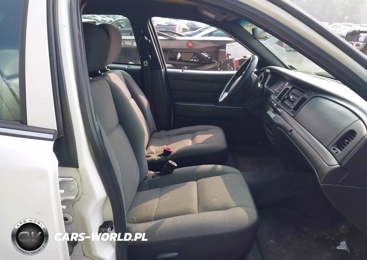 2011 Ford Crown Victoria Police VIN:2FABP7BV2BX100584 - 5