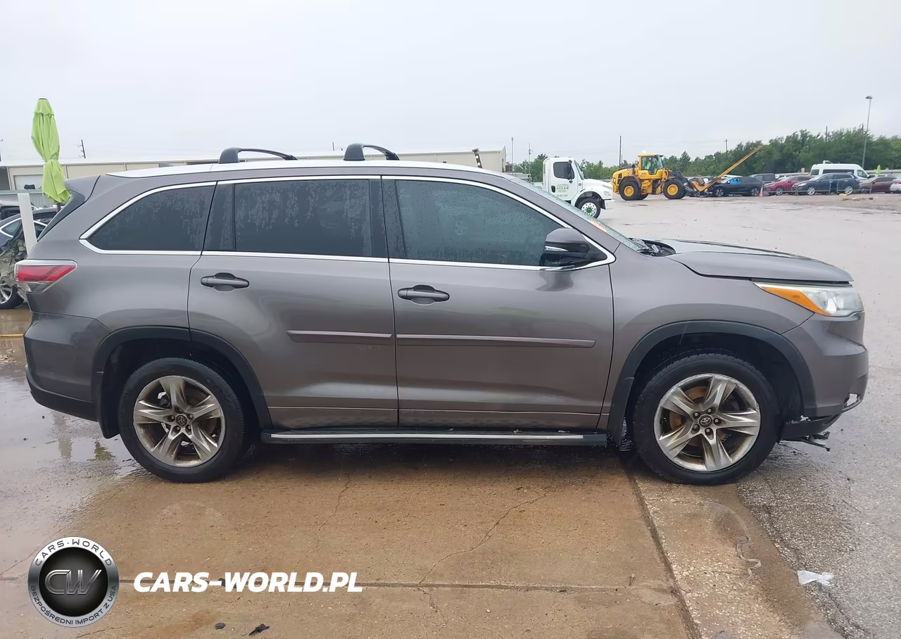 2016 Toyota Highlander Limited Platinum V6 VIN:5TDYKRFH3GS150786 - 13