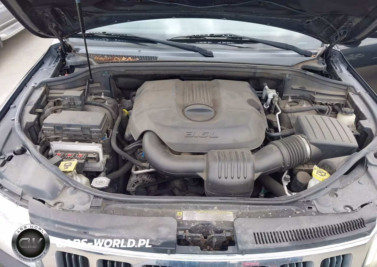 2011 Jeep Grand Cherokee Laredo VIN:1J4RS4GG6BC539357 - 10