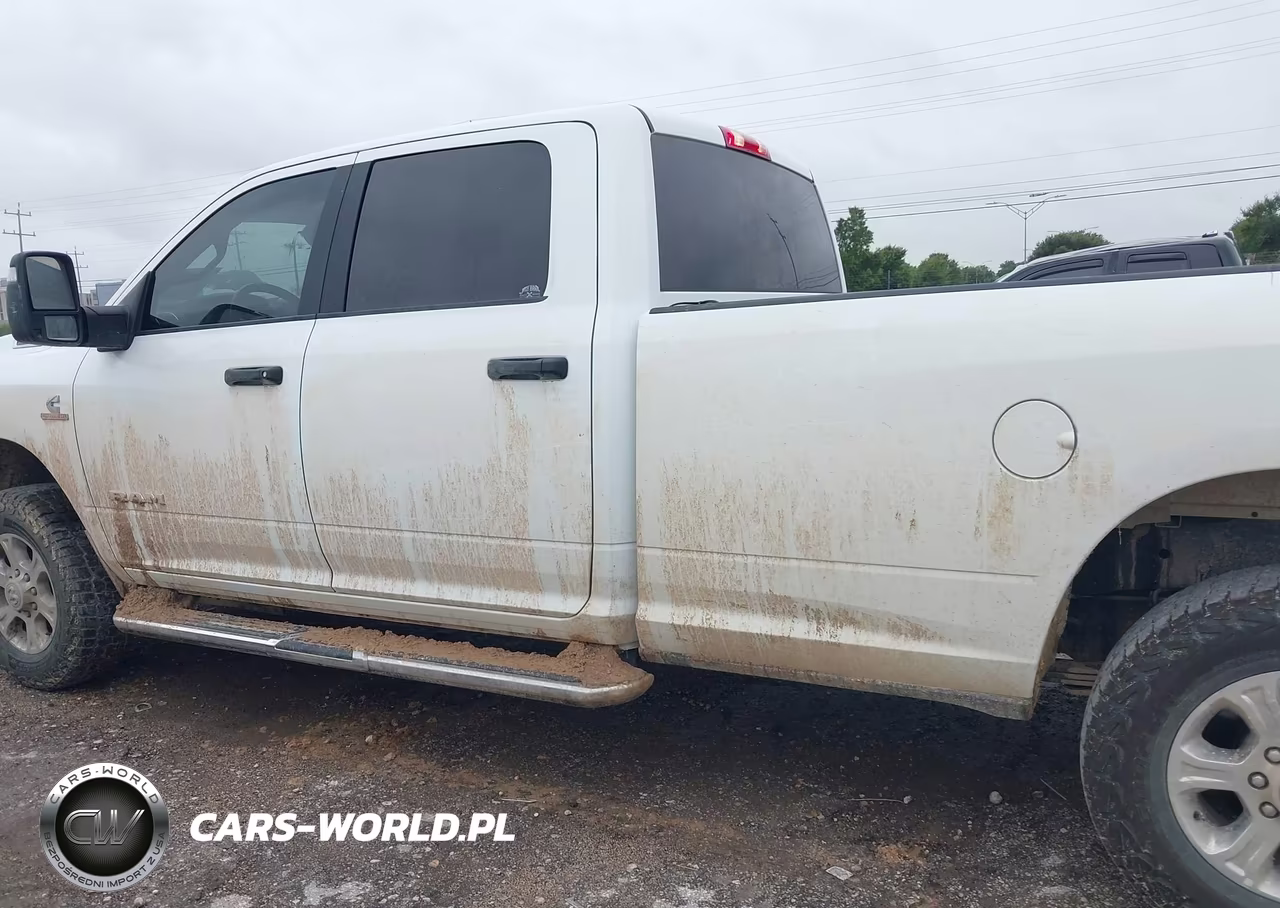 2024 Ram 3500 Big Horn 4X4 8' Box VIN:3C63R3HL1RG339224 - 14