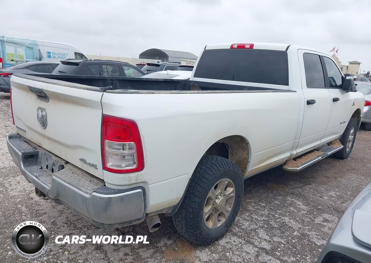 2024 Ram 3500 Big Horn 4X4 8' Box VIN:3C63R3HL1RG339224 - 4