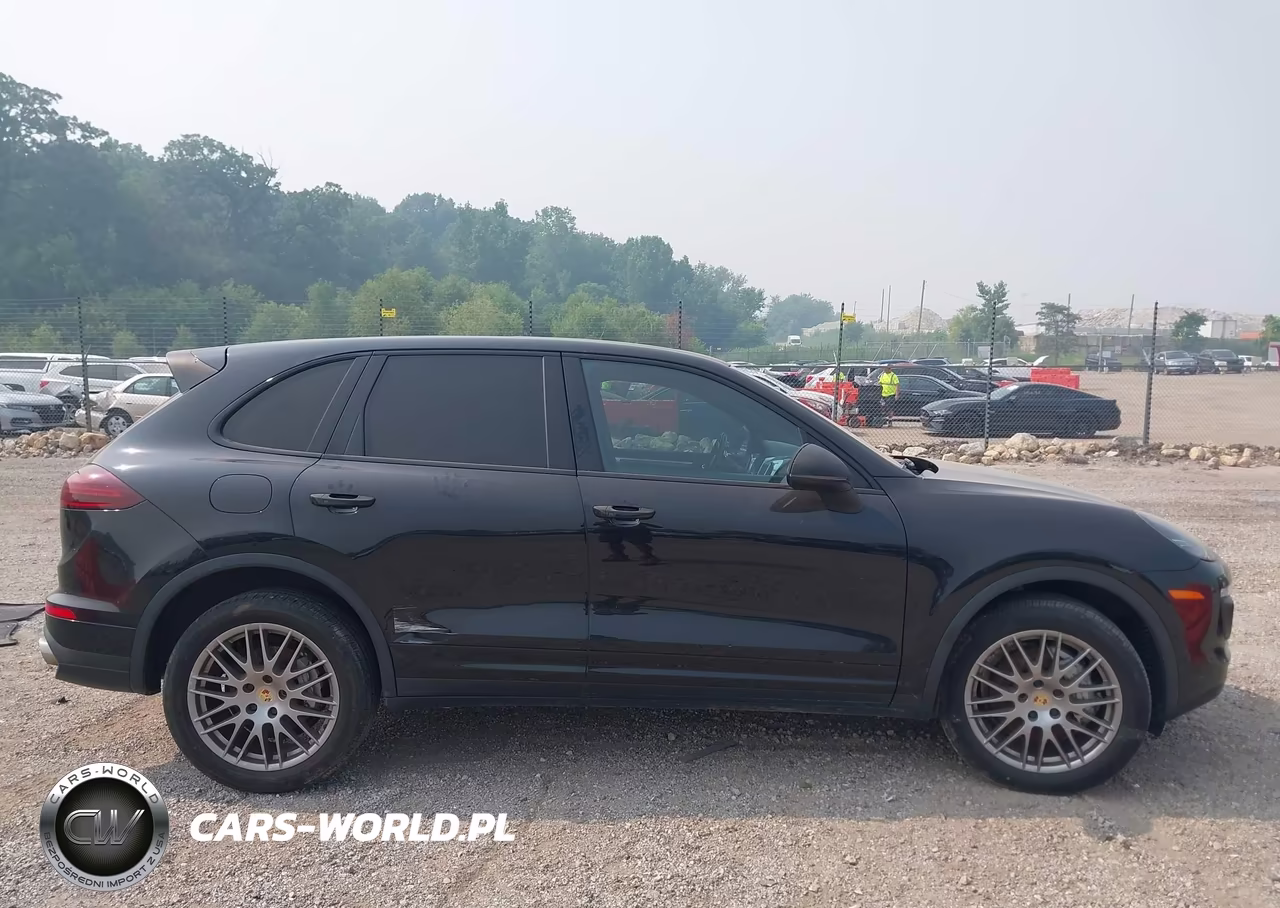 2016 Porsche Cayenne S VIN:WP1AB2A27GLA95934 - 13