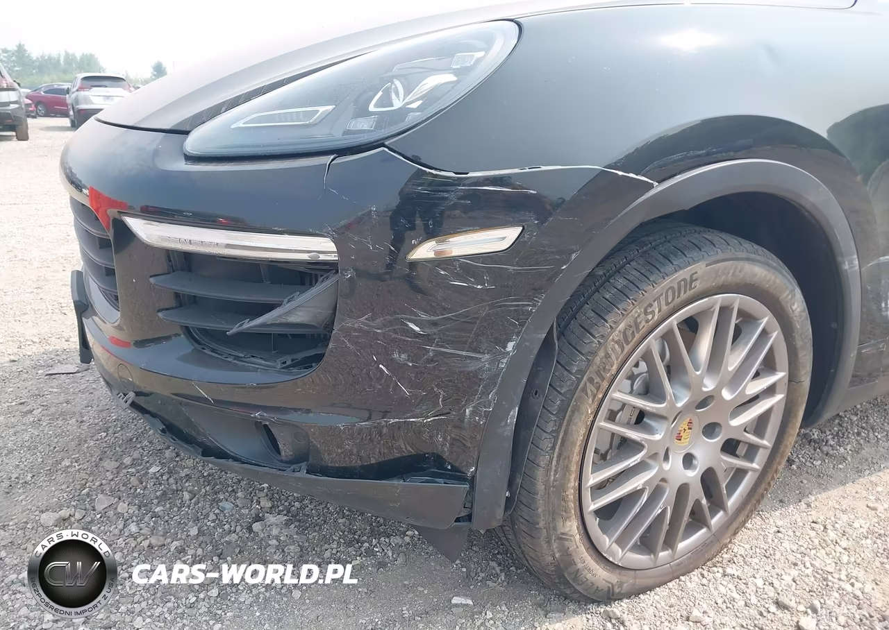 2016 Porsche Cayenne S VIN:WP1AB2A27GLA95934 - 6