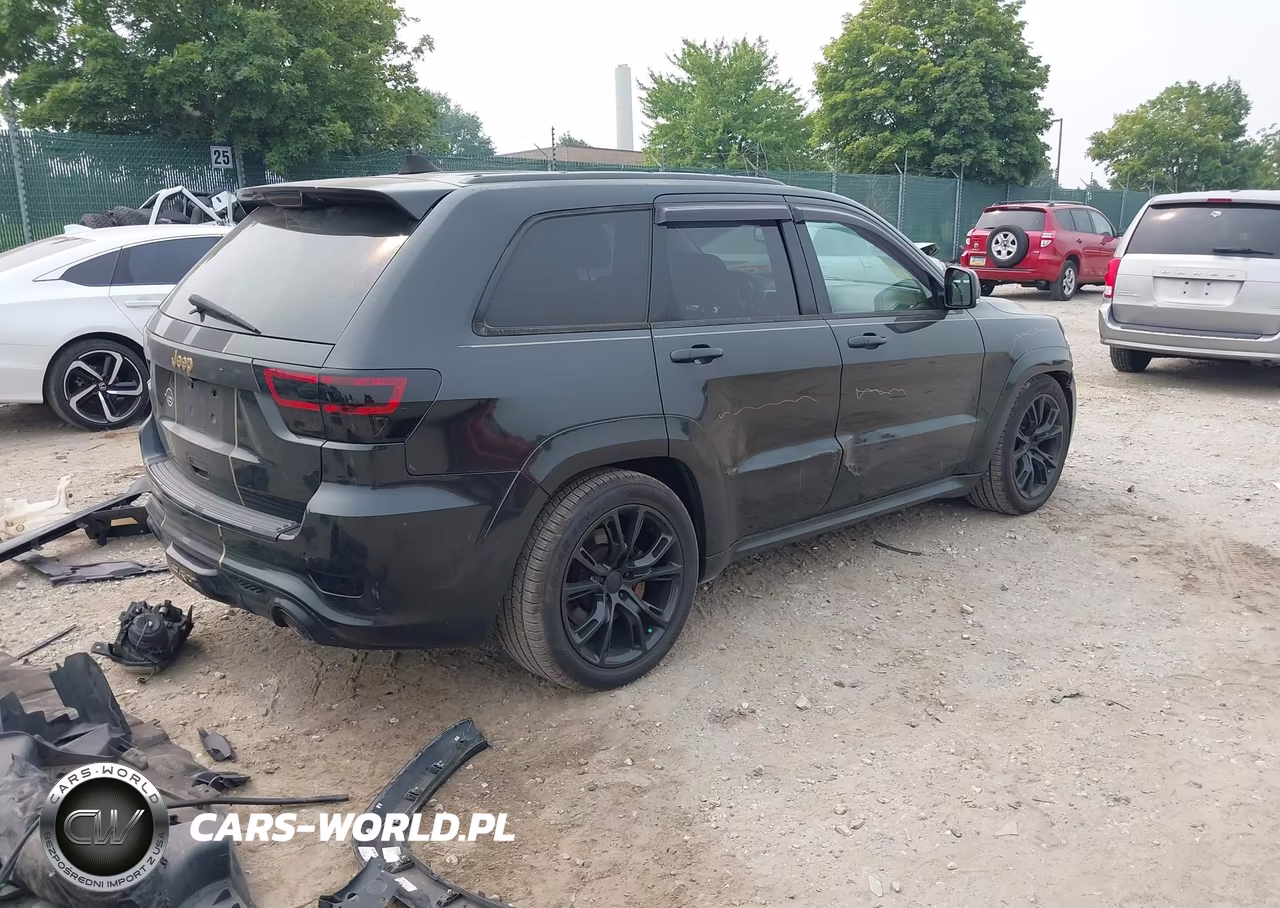 2012 Jeep Grand Cherokee Srt8 VIN:1C4RJFDJ6CC248590 - 4