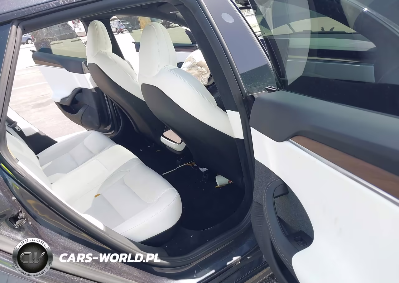2023 Tesla Model S VIN:5YJSA1E52PF526982 - 8