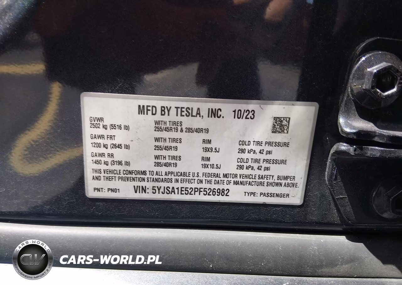 2023 Tesla Model S VIN:5YJSA1E52PF526982 - 9