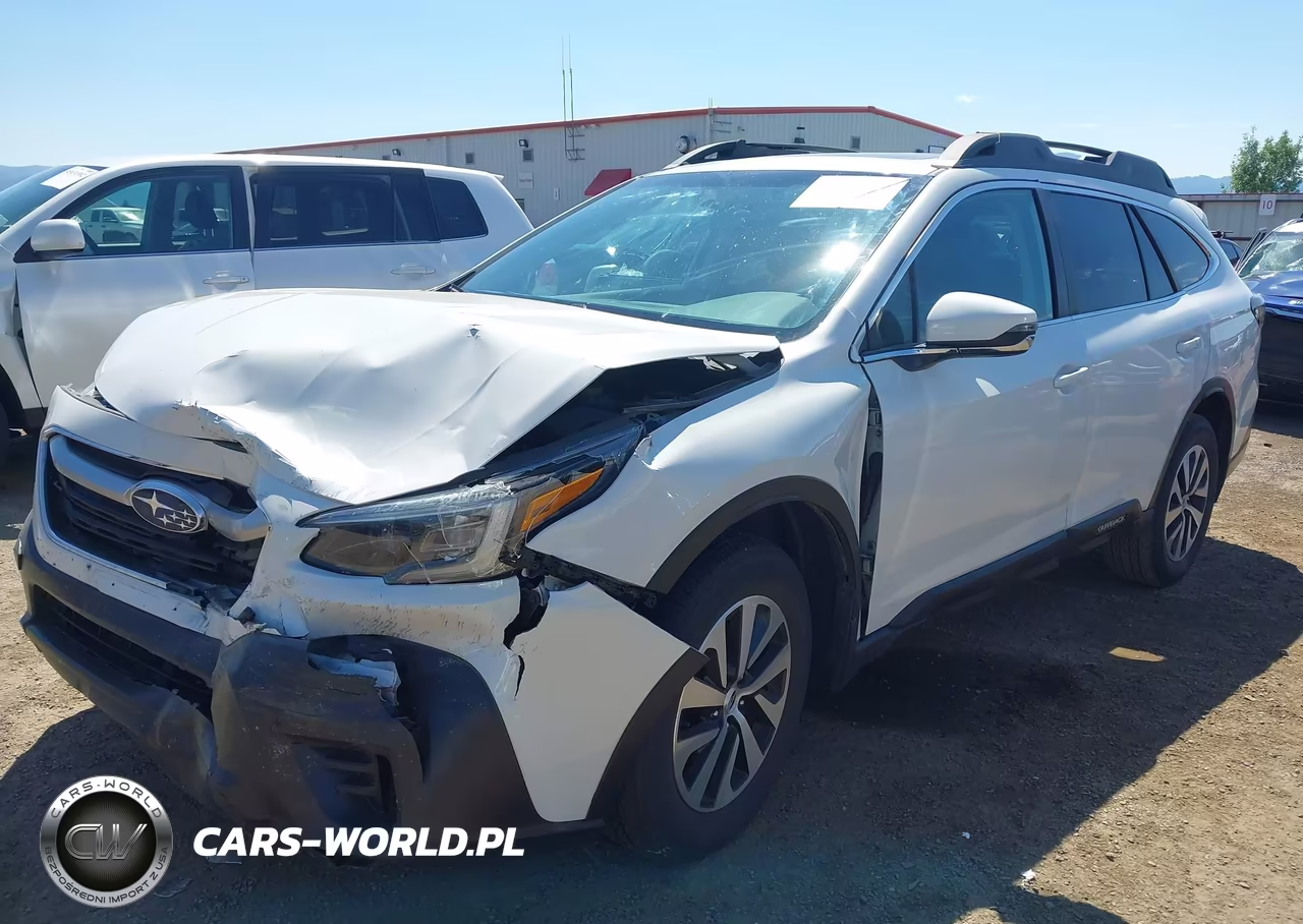 2020 Subaru Outback Premium VIN:4S4BTAECXL3258100 - 2