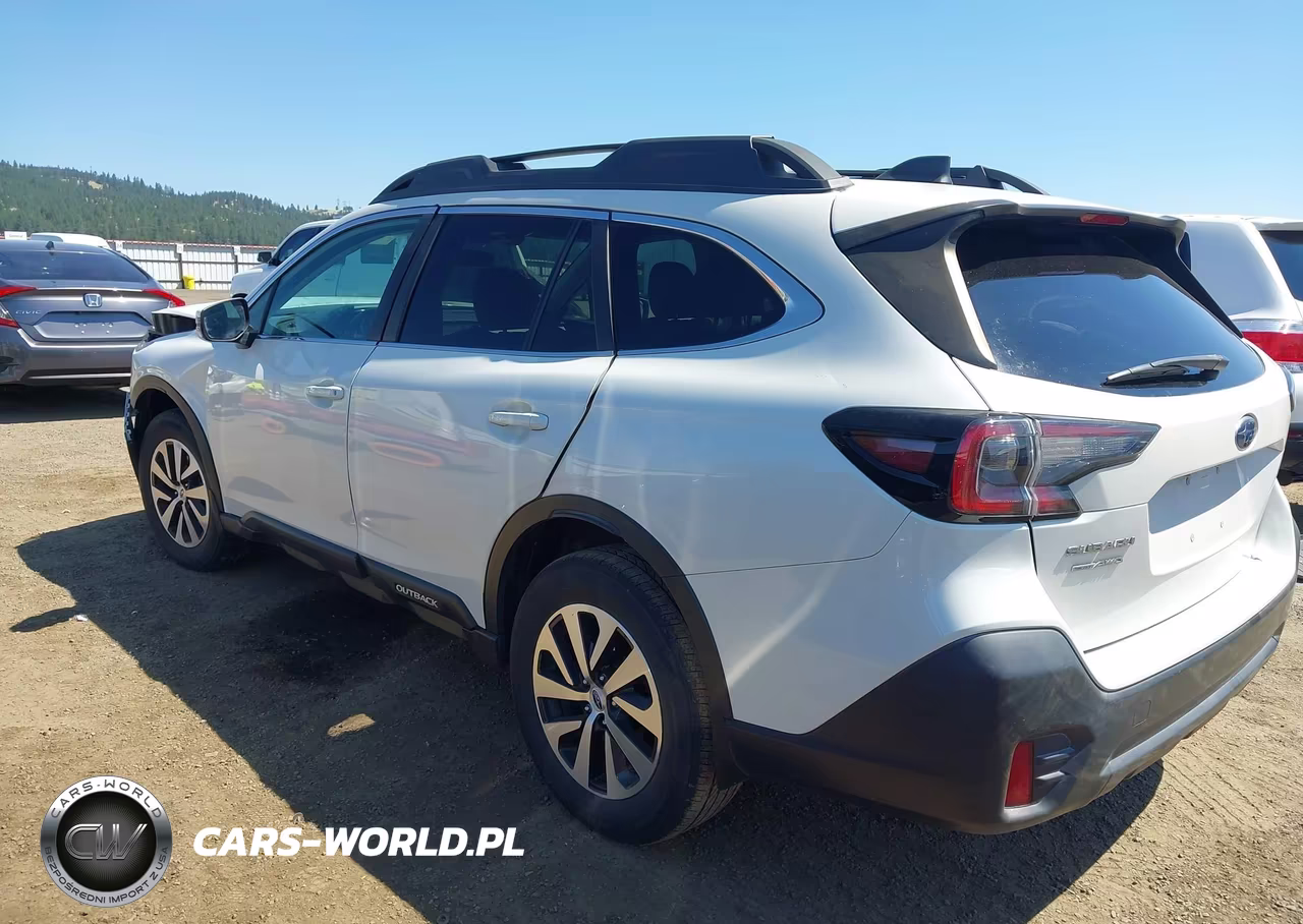 2020 Subaru Outback Premium VIN:4S4BTAECXL3258100 - 3