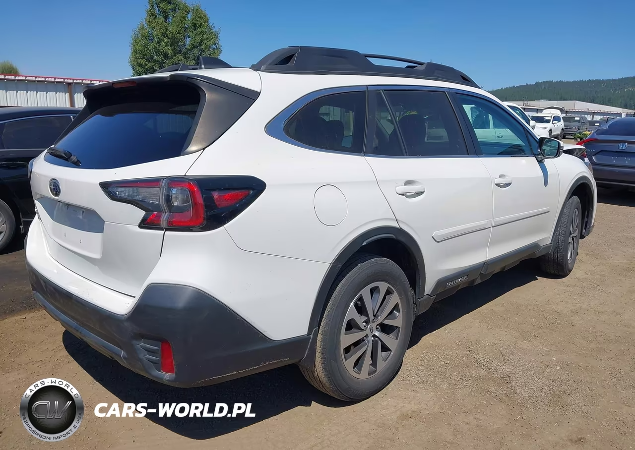 2020 Subaru Outback Premium VIN:4S4BTAECXL3258100 - 4
