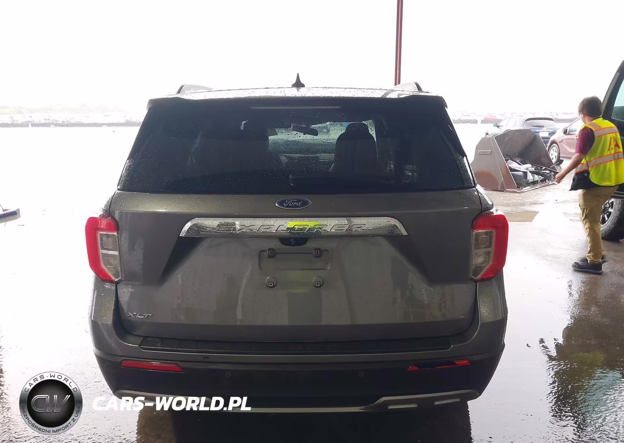 2021 Ford Explorer Xlt VIN:1FMSK7DH4MGA04752 - 17