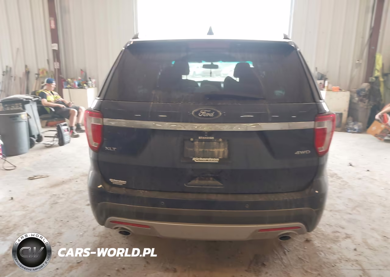2017 Ford Explorer Xlt VIN:1FM5K8D8XHGB15363 - 16