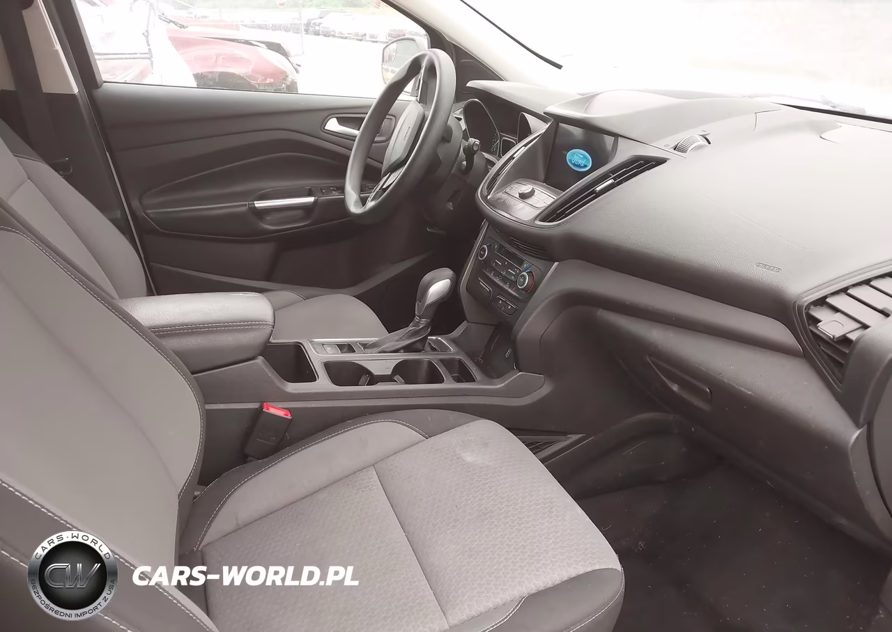2019 Ford Escape Se VIN:1FMCU9GD2KUC34372 - 5
