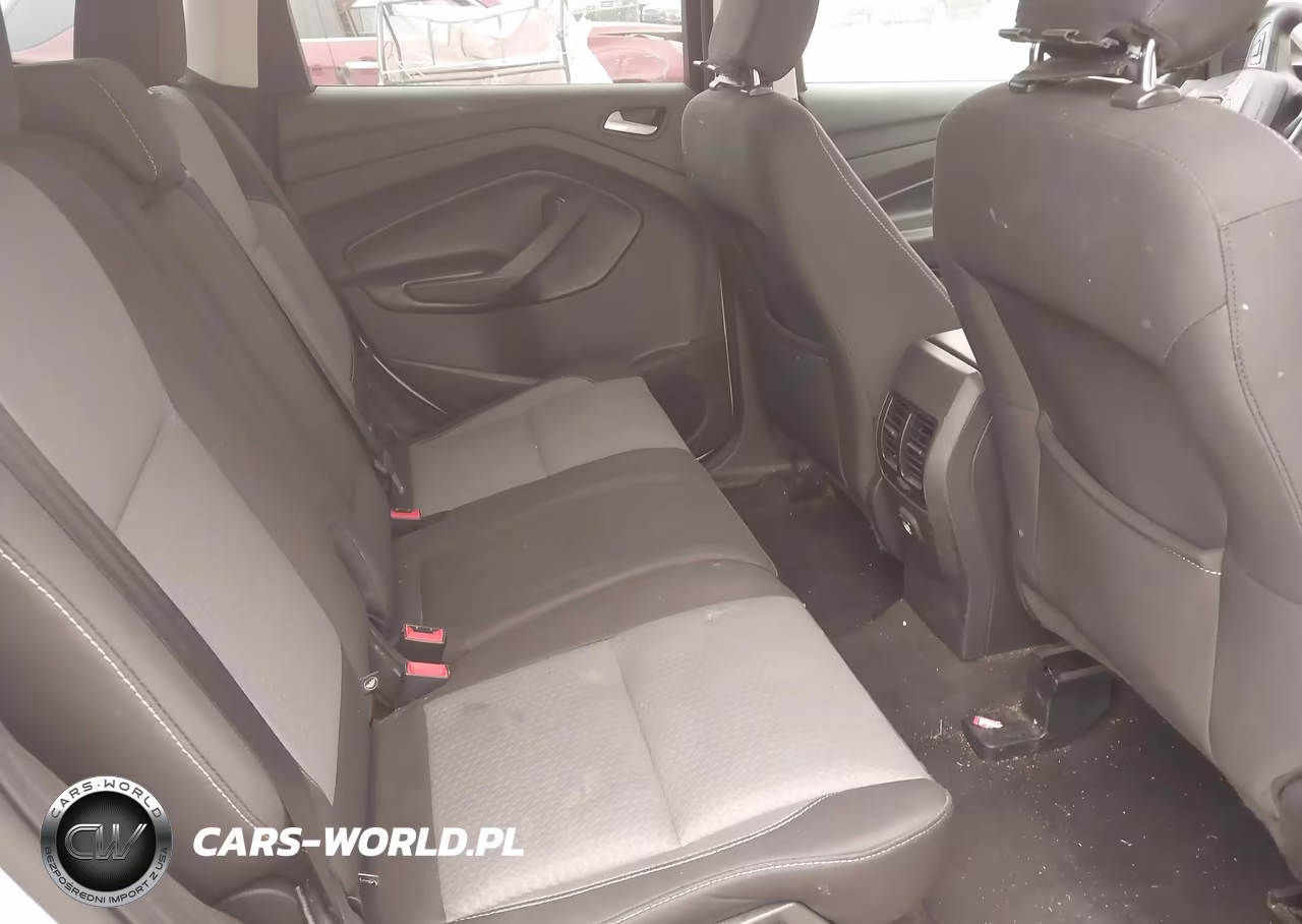 2019 Ford Escape Se VIN:1FMCU9GD2KUC34372 - 8