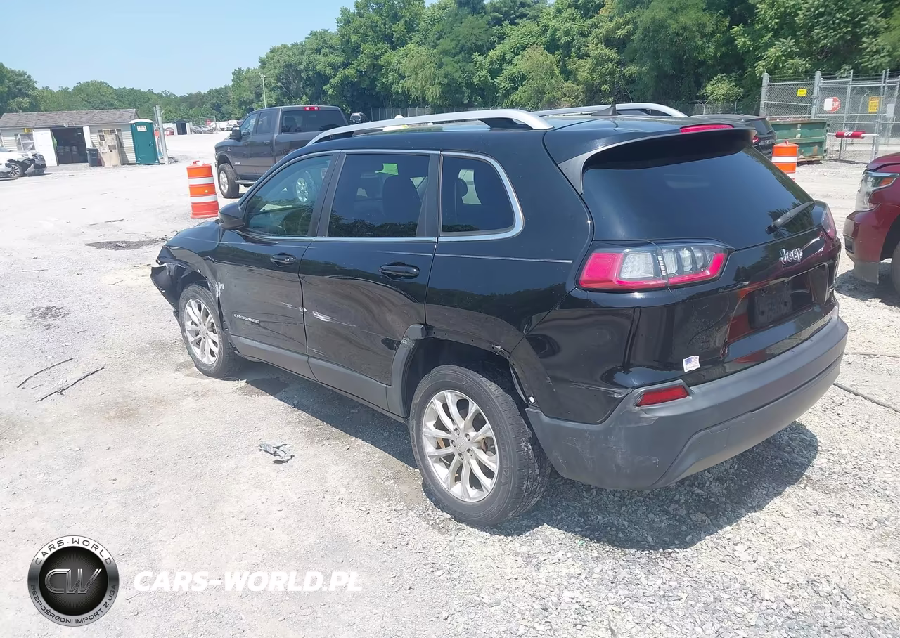 2019 Jeep Cherokee Latitude Fwd VIN:1C4PJLCB1KD269923 - 3