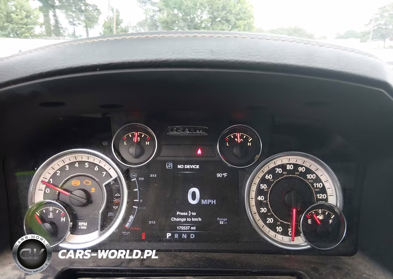 2013 Ram 1500 Laramie VIN:1C6RR6NT4DS511957 - 7
