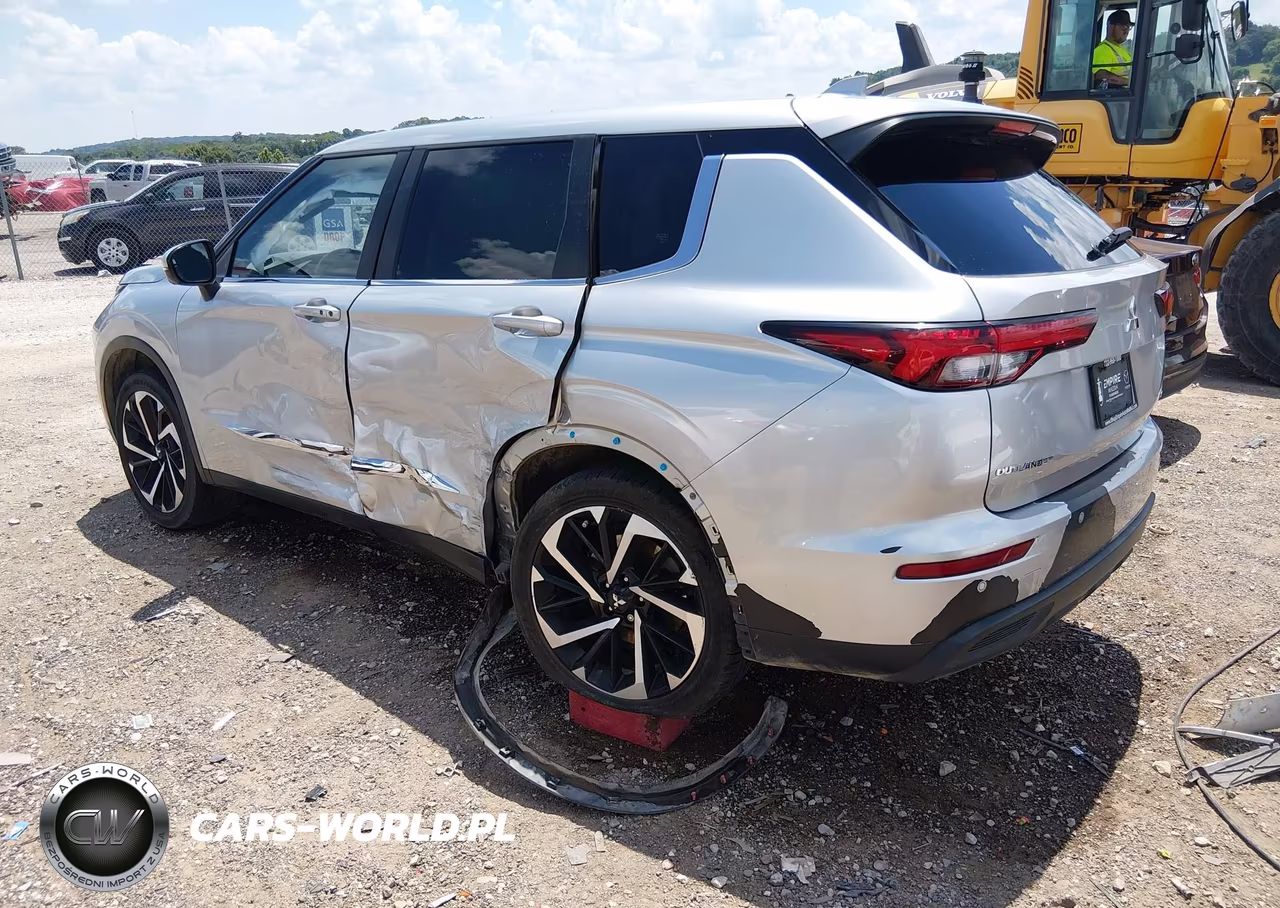 2022 Mitsubishi Outlander Black Edition S-Awc-Se 2.5 S-Awc-Se Launch Edition S-Awc VIN:JA4J4UA86NZ038060 - 3