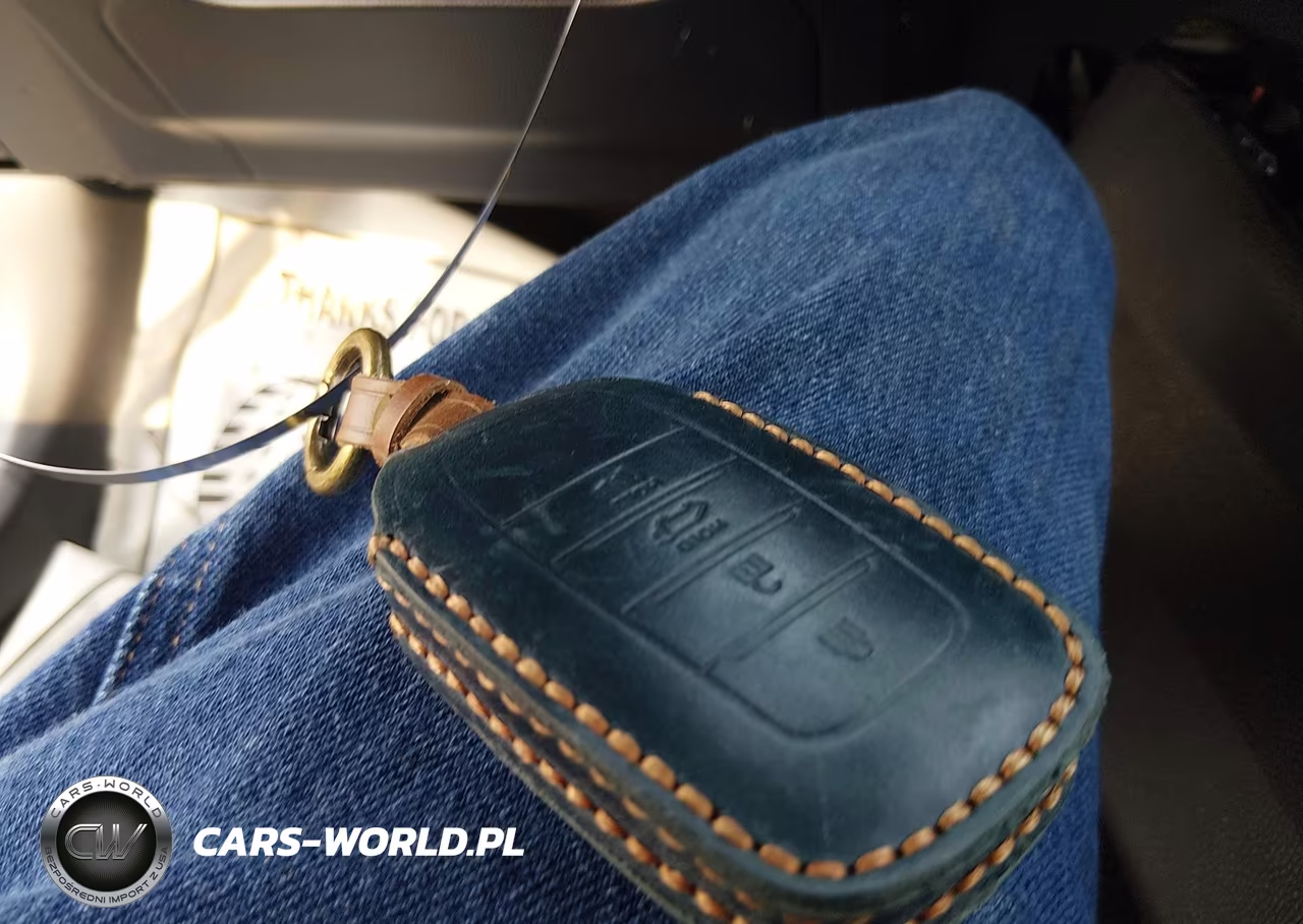 2024 Toyota Prius Limited Awd-E VIN:JTDADABU7R3017680 - 11