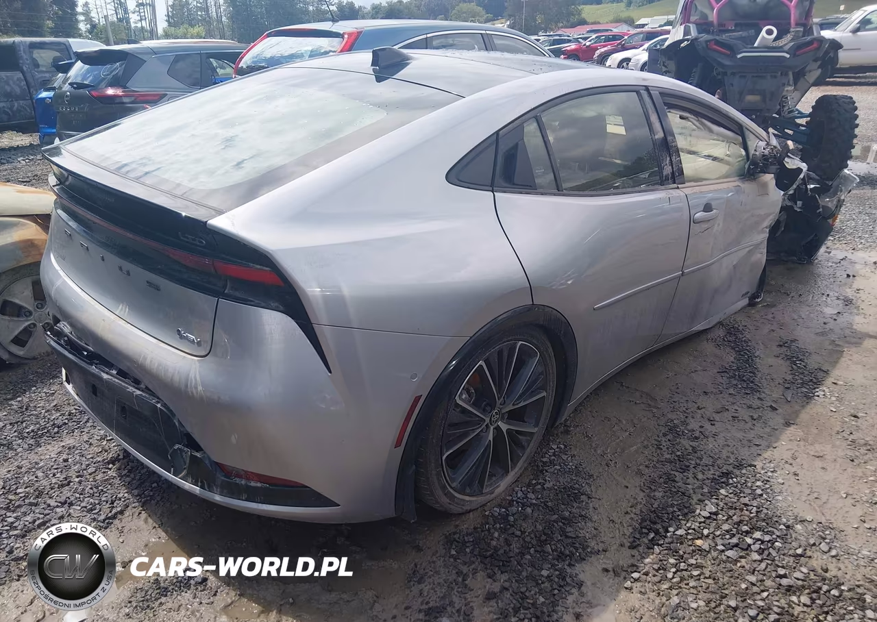 2024 Toyota Prius Limited Awd-E VIN:JTDADABU7R3017680 - 4