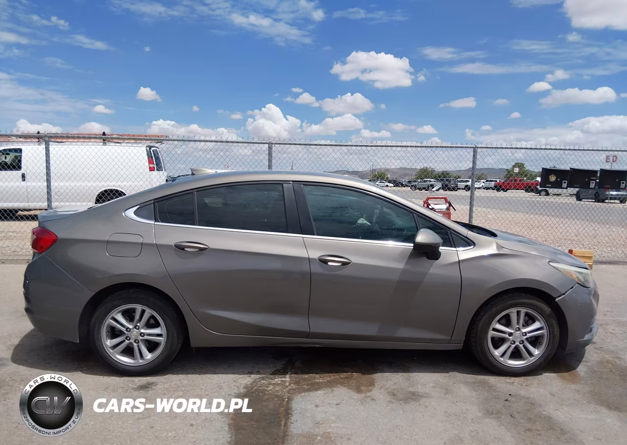2018 Chevrolet Cruze Lt Auto VIN:1G1BE5SM2J7247125 - 13