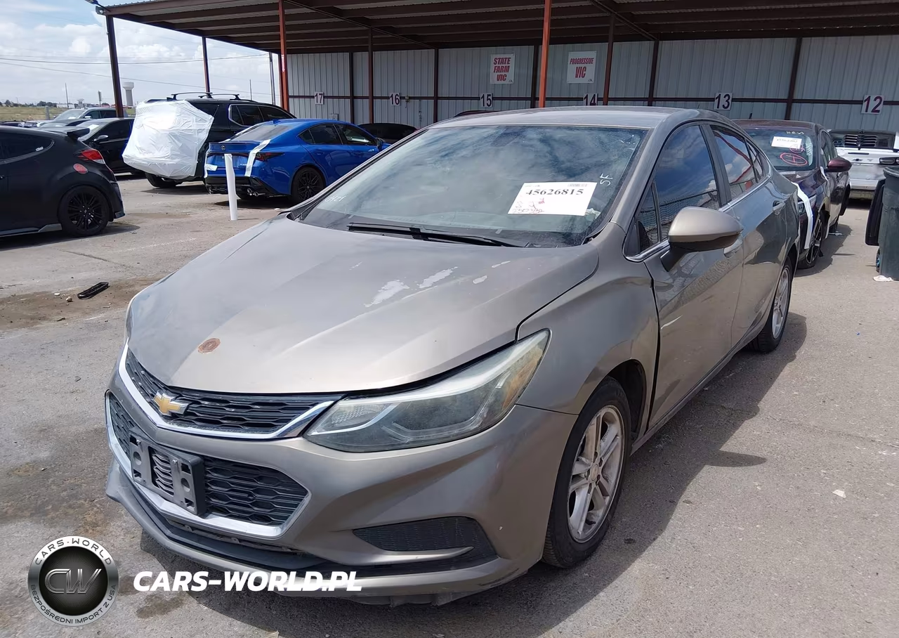 2018 Chevrolet Cruze Lt Auto VIN:1G1BE5SM2J7247125 - 2
