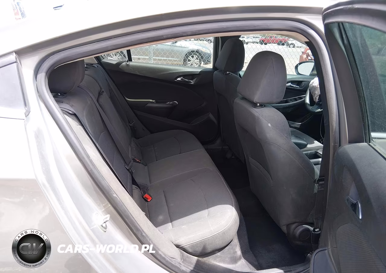 2018 Chevrolet Cruze Lt Auto VIN:1G1BE5SM2J7247125 - 8