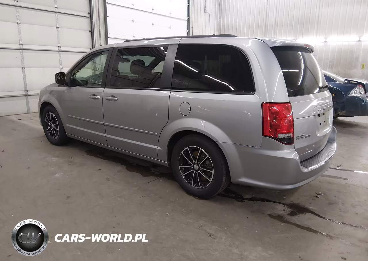 2017 Dodge Grand Caravan Gt VIN:2C4RDGEG1HR766024 - 3