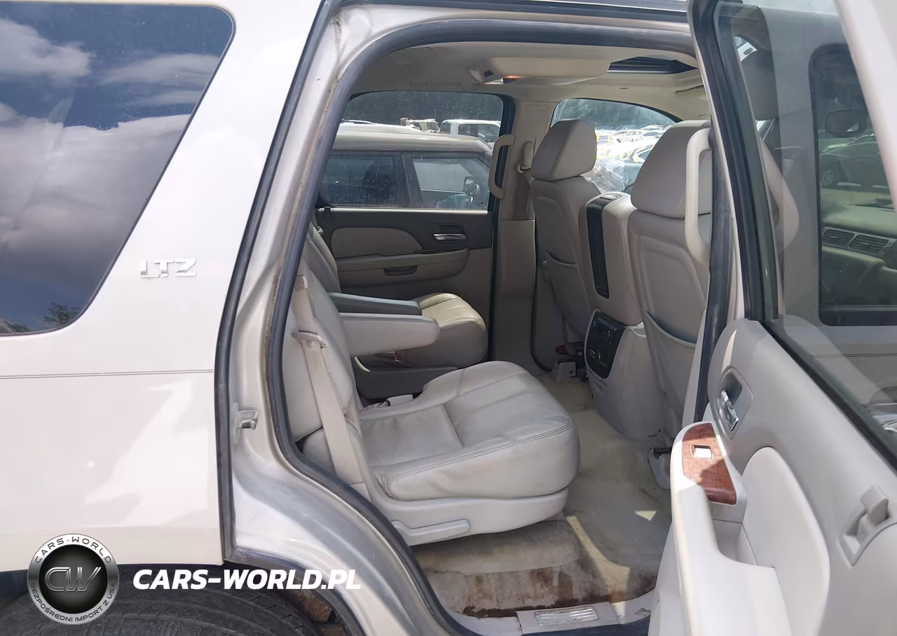 2007 Chevrolet Tahoe Ltz VIN:1GNFK13027J386938 - 8