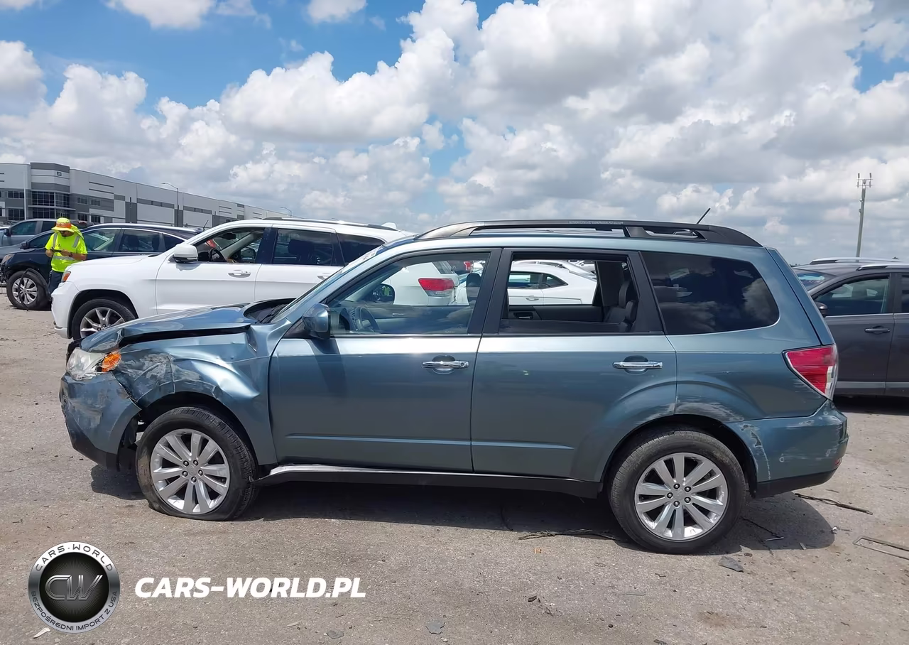 2011 Subaru Forester 2.5X Limited VIN:JF2SHBEC6BH721980 - 14