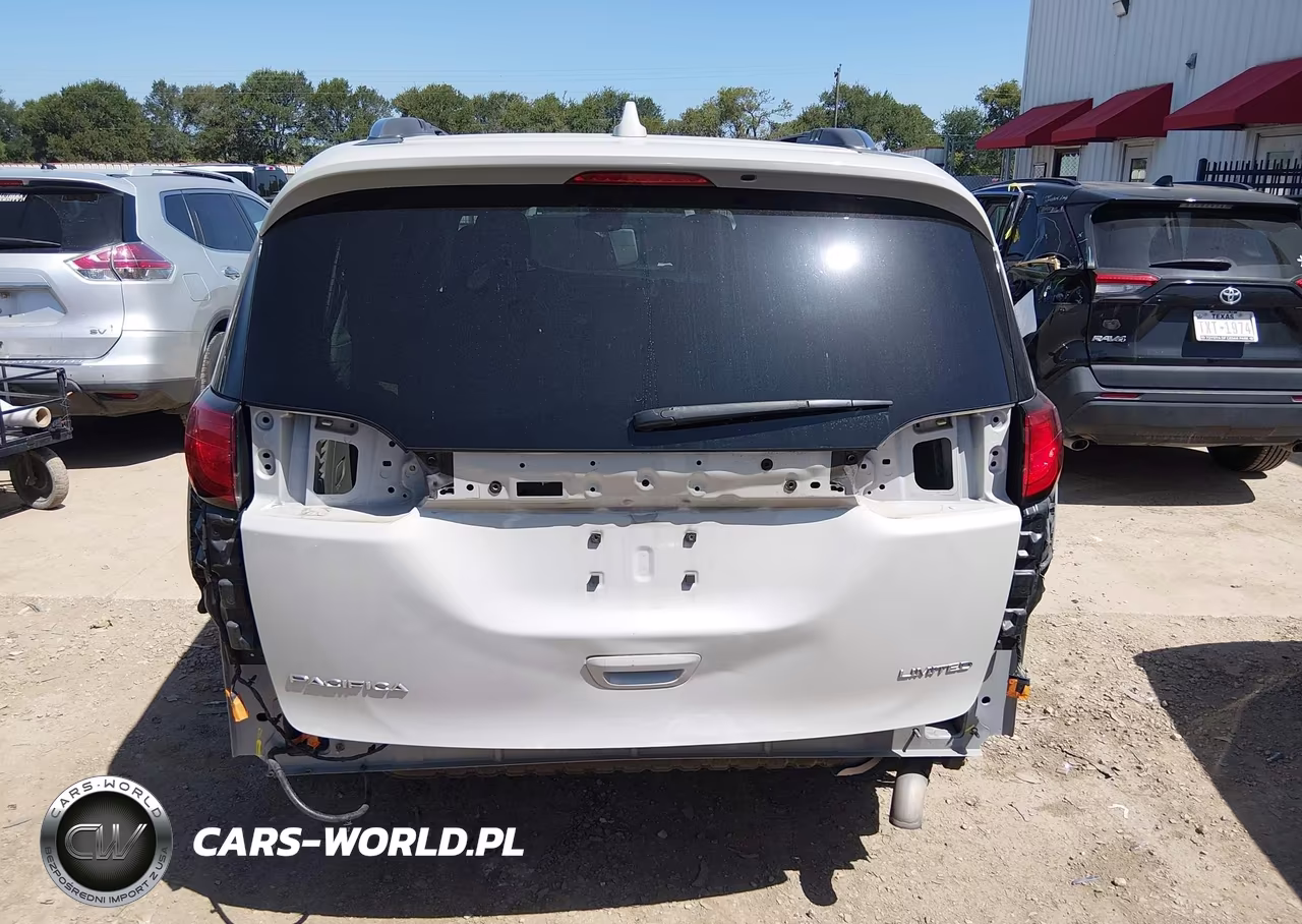 2017 Chrysler Pacifica Limited VIN:2C4RC1GG4HR650278 - 17