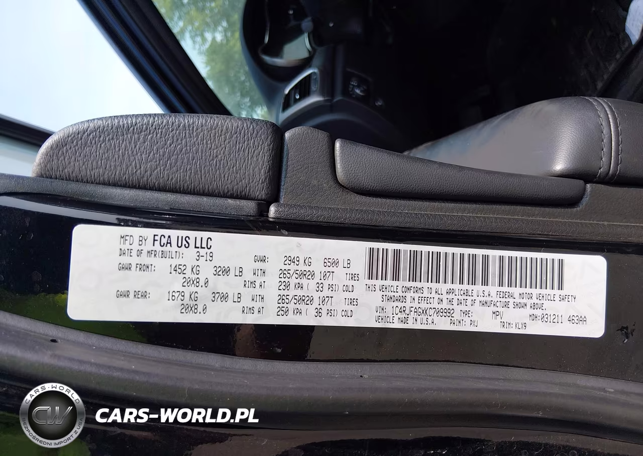 2019 Jeep Grand Cherokee Altitude 4X4 VIN:1C4RJFAGXKC709992 - 9