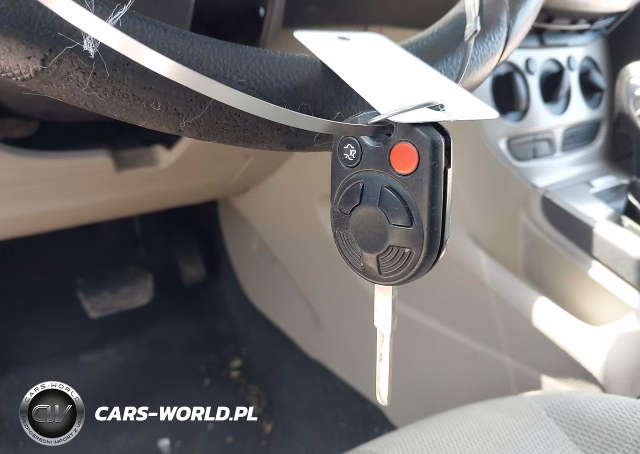 2013 Ford Focus Se VIN:1FADP3F24DL295072 - 10