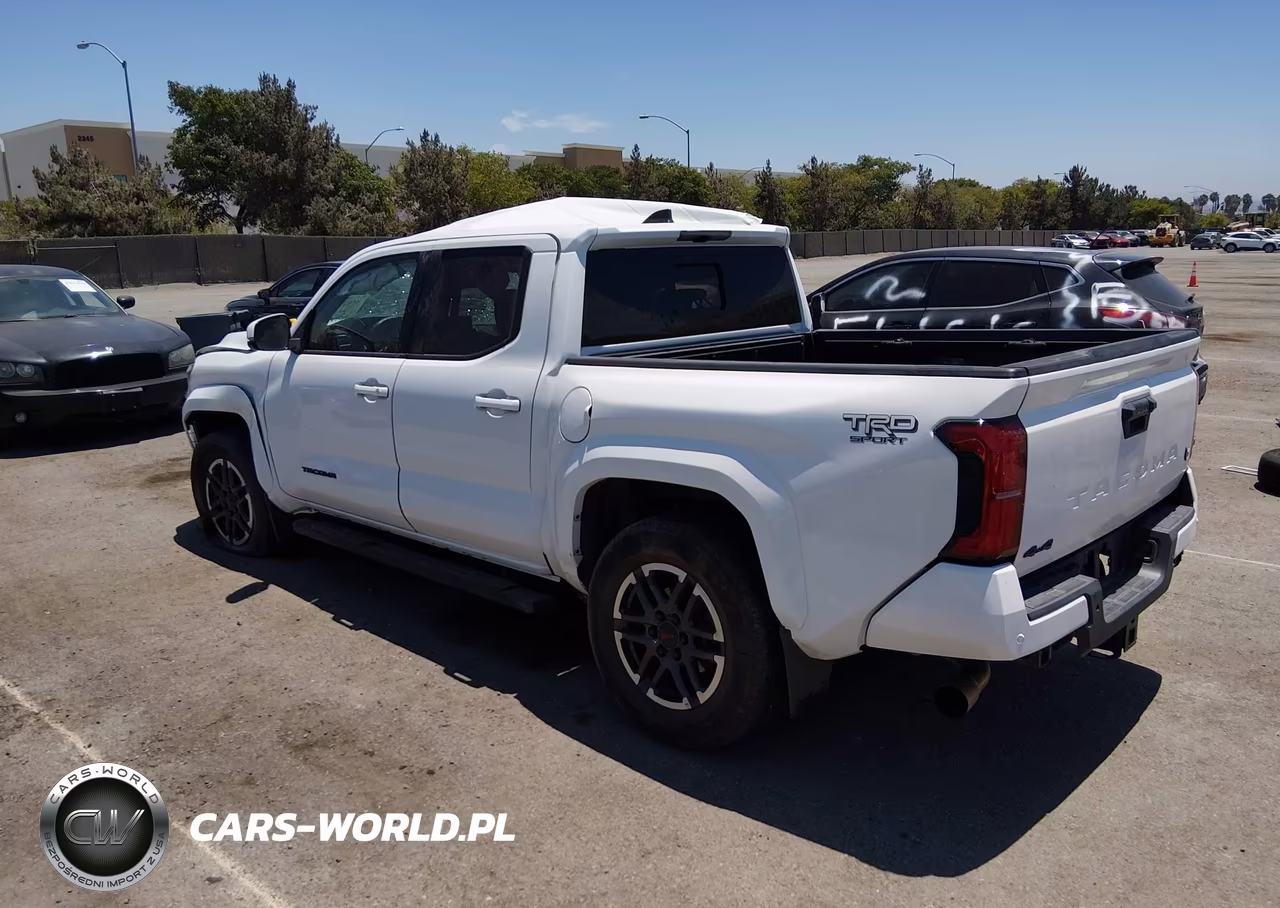 2024 Toyota Tacoma Trd Sport VIN:3TMLB5JN2RM006780 - 3