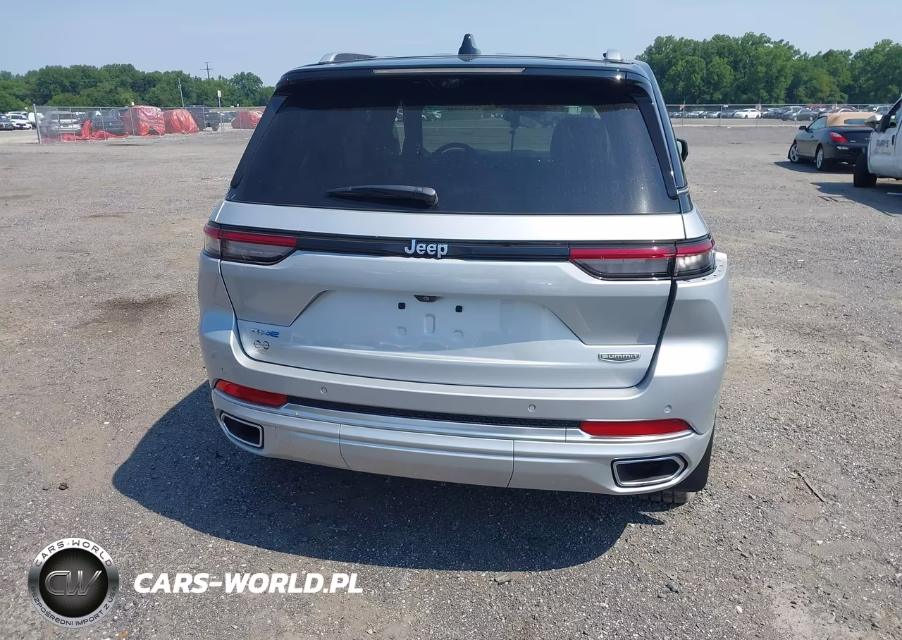 2023 Jeep Grand Cherokee 4Xe Summit Reserve VIN:1C4RJYE62P8789425 - 16