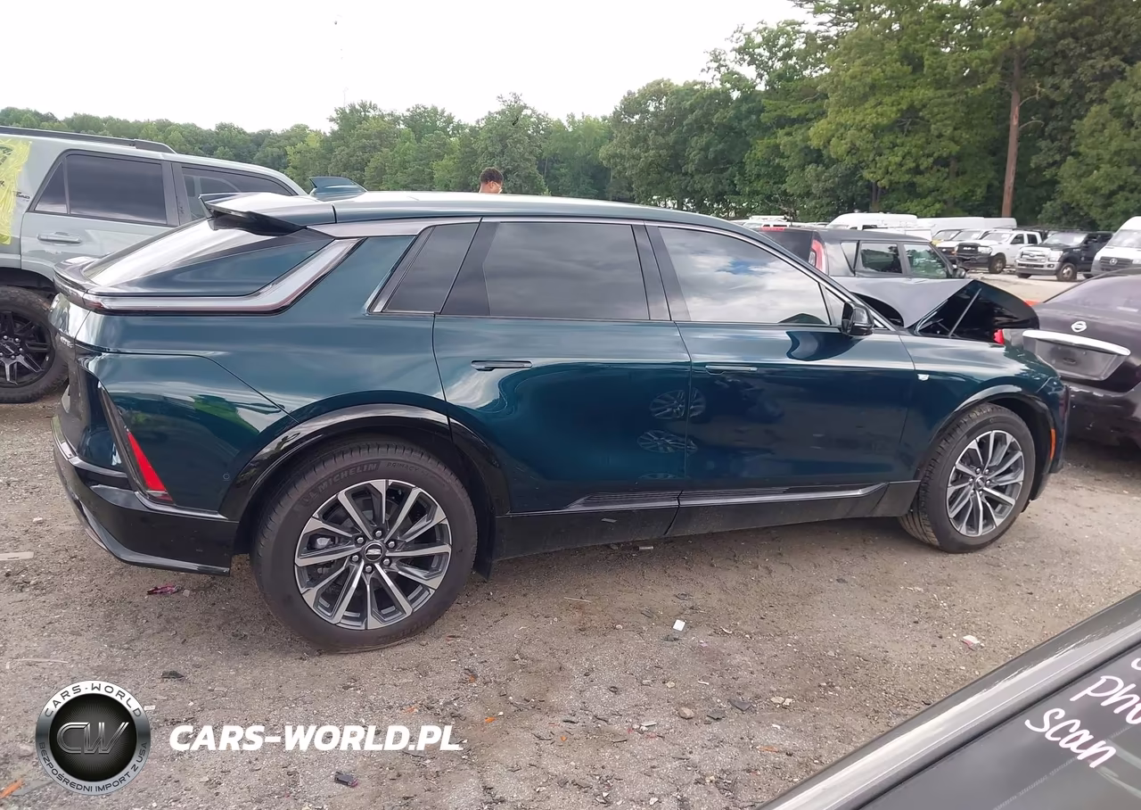 2024 Cadillac Lyriq Sport W-1Sj VIN:1GYKPVRL3RZ134230 - 13
