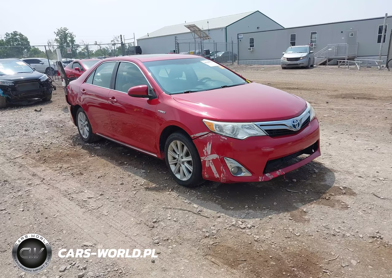 2013 Toyota Camry Hybrid Xle – zdjęcie 1 z 16