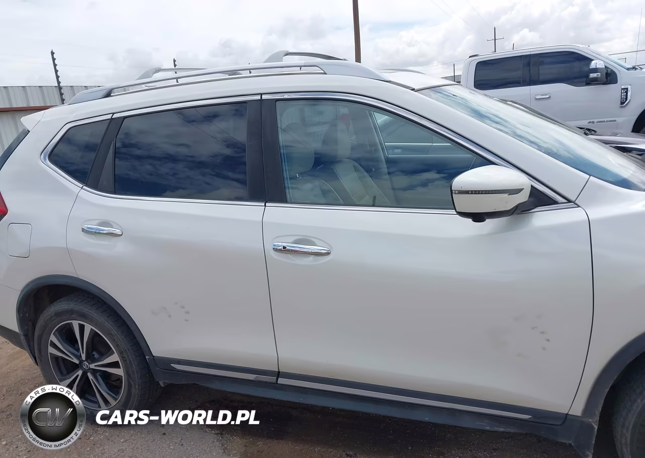 2017 Nissan Rogue Sl VIN:JN8AT2MV7HW270742 - 13