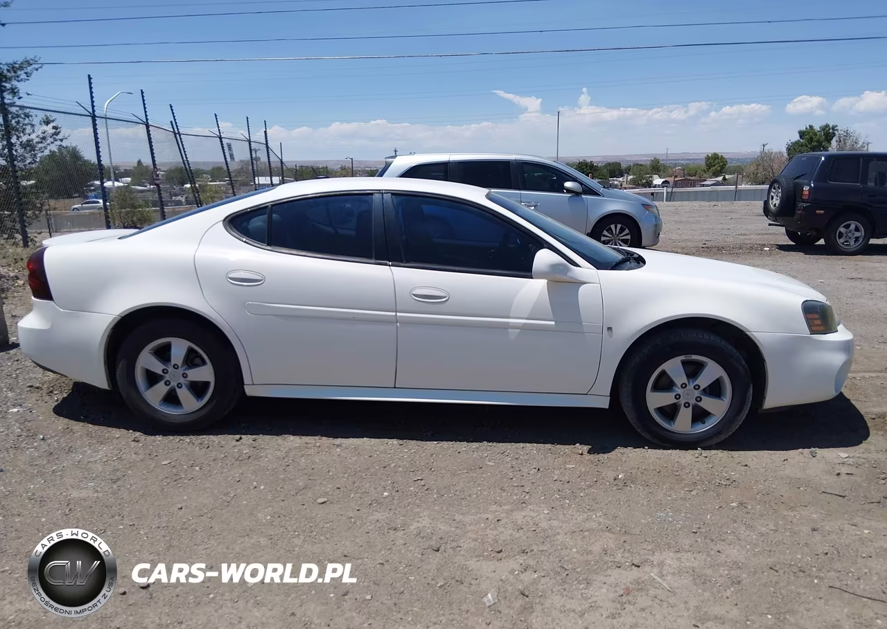 2007 Pontiac Grand Prix VIN:2G2WP552971212234 - 13