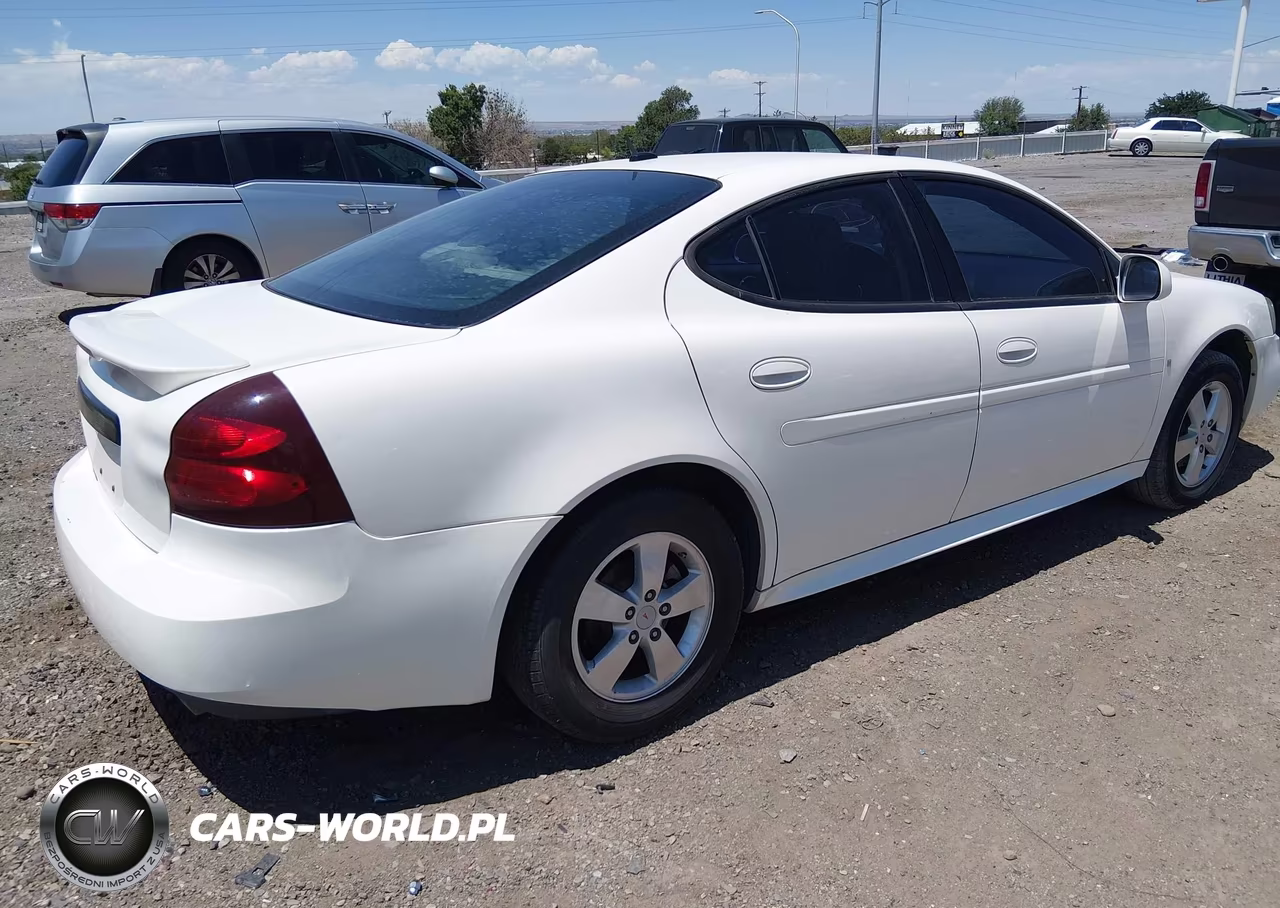2007 Pontiac Grand Prix VIN:2G2WP552971212234 - 4
