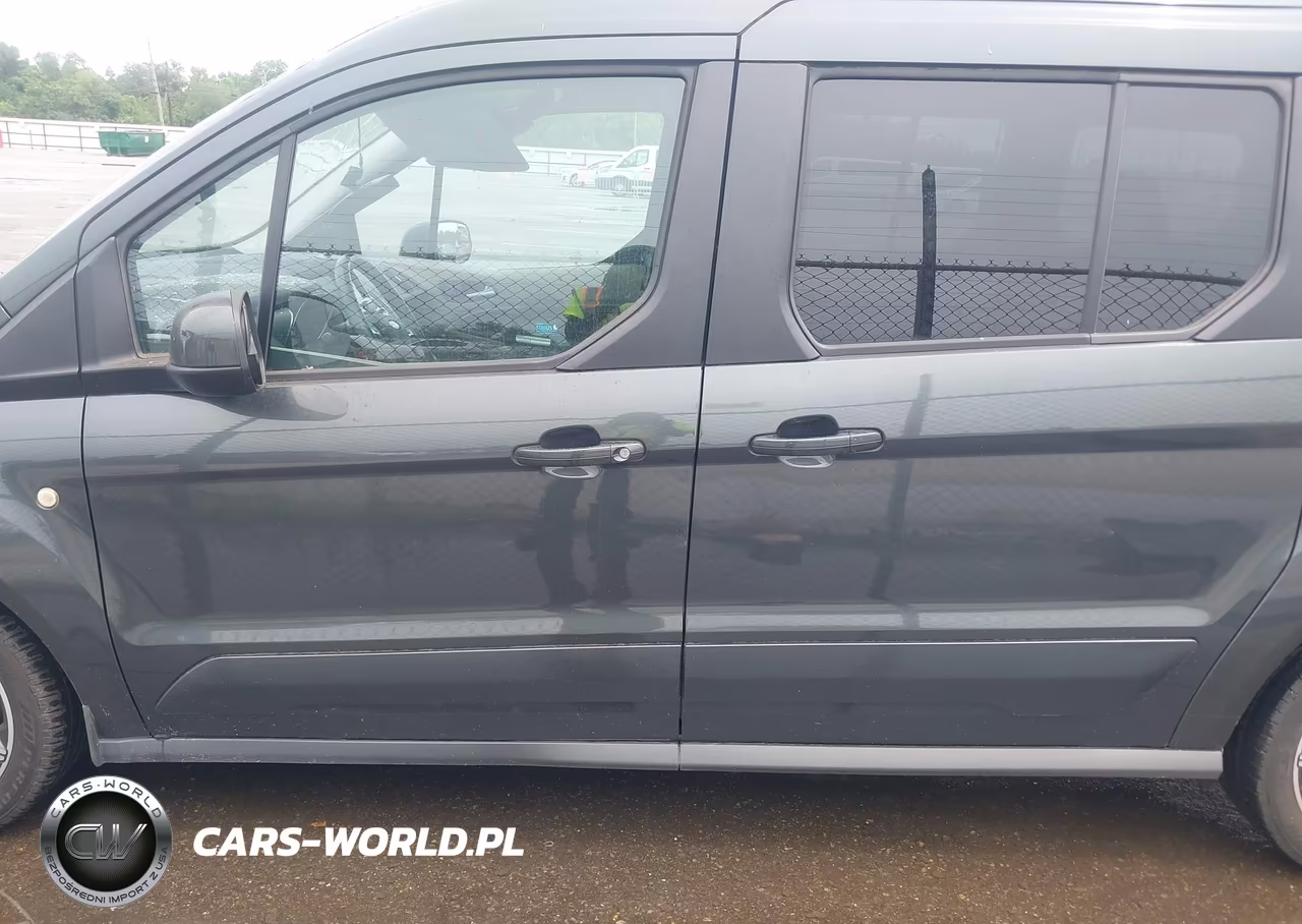 2017 Ford Transit Connect Titanium VIN:NM0GE9G72H1317983 - 14