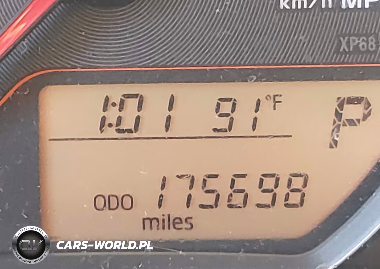 2013 Toyota Yaris Le VIN:JTDKTUD33DD565840 - 12
