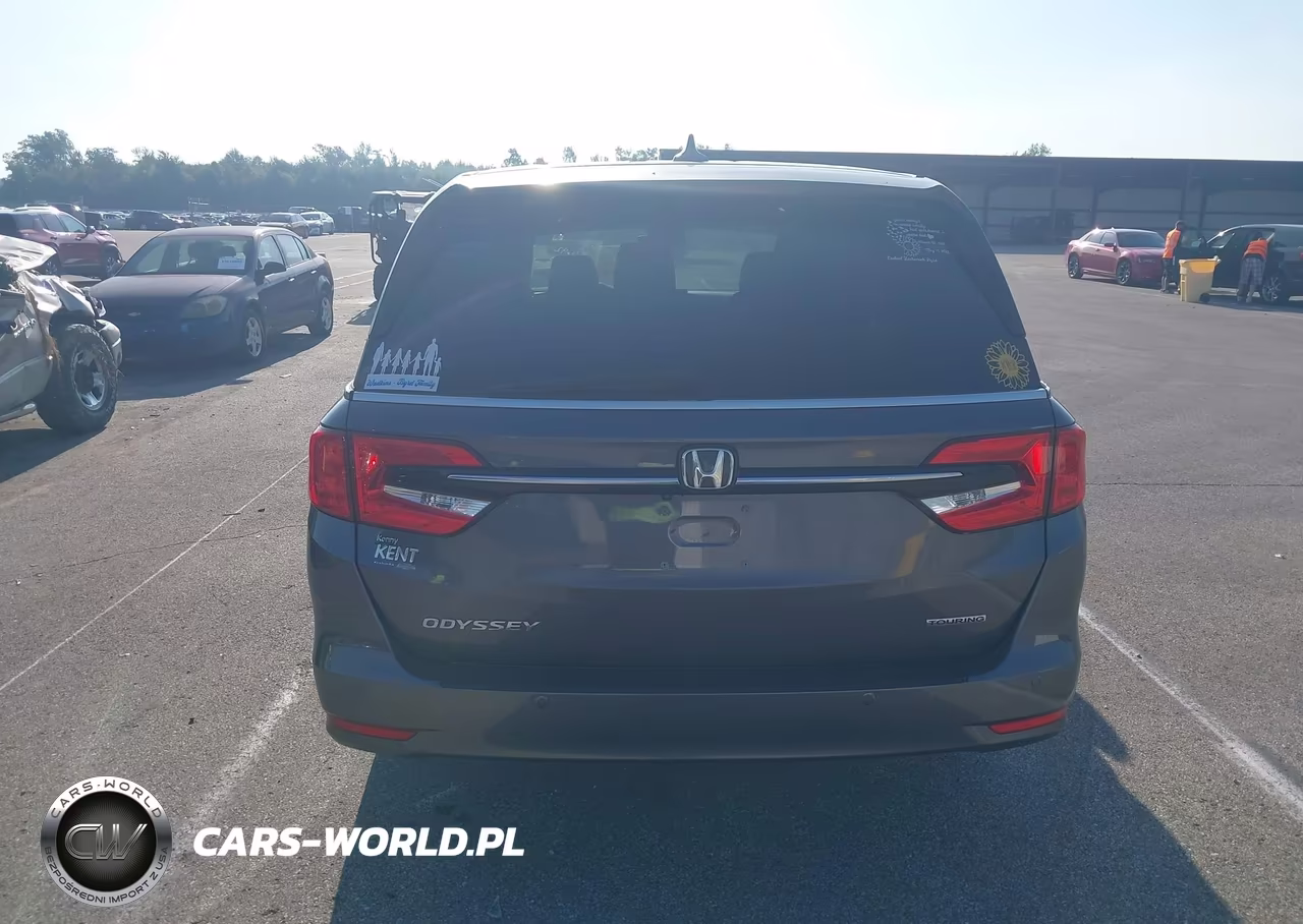 2022 Honda Odyssey Touring VIN:5FNRL6H8XNB018381 - 16