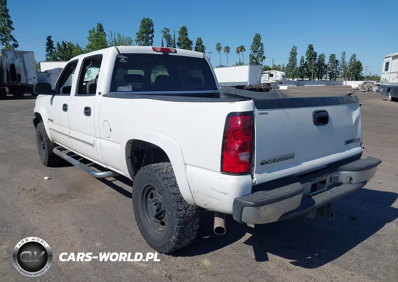 2005 Chevrolet Silverado 2500Hd Ls VIN:1GCHK23U75F878052 - 3