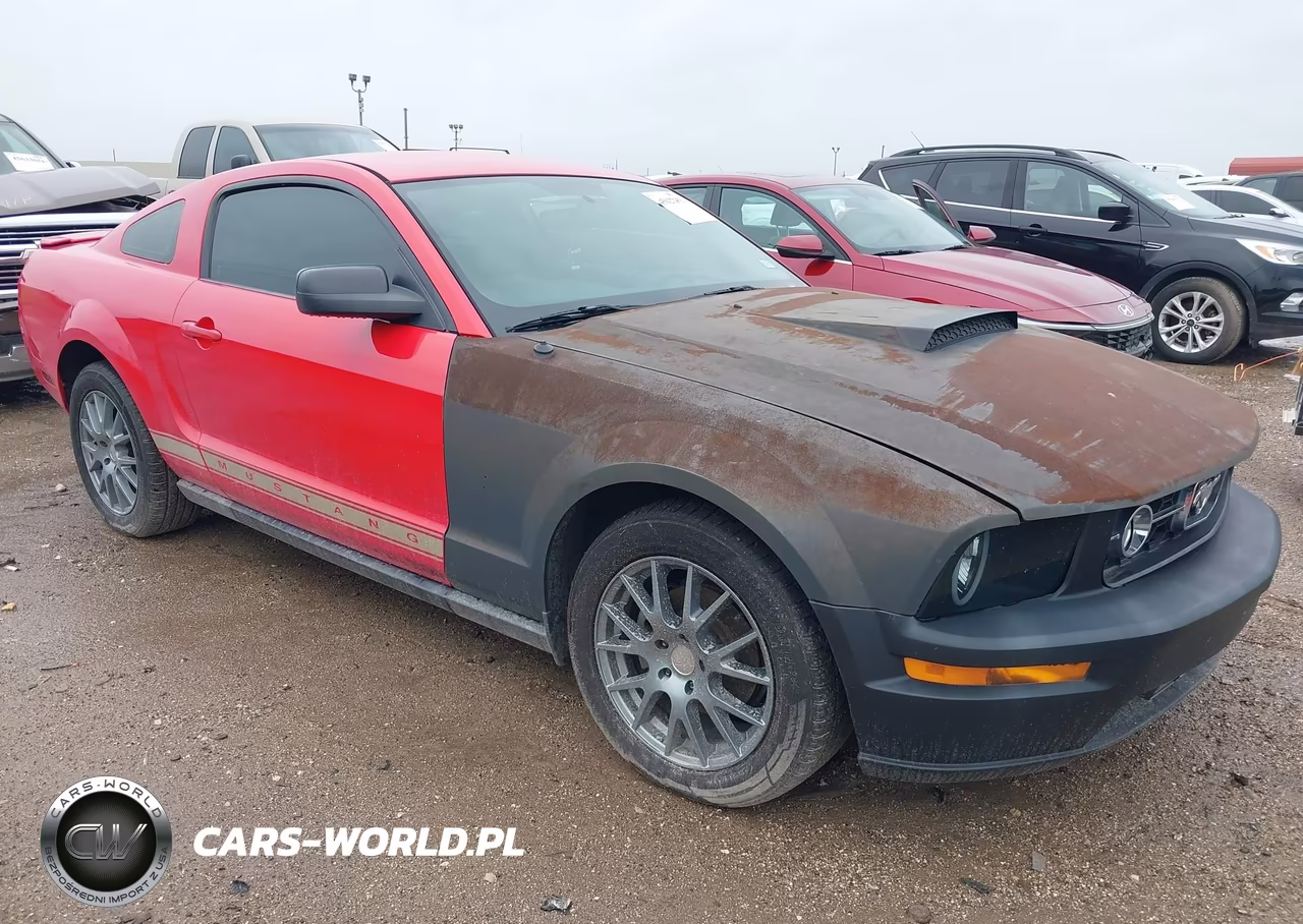 2007 Ford Mustang V6 Deluxe-V6 Premium