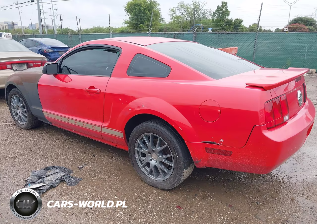 2007 Ford Mustang V6 Deluxe-V6 Premium VIN:1ZVFT80N475285632 - 3