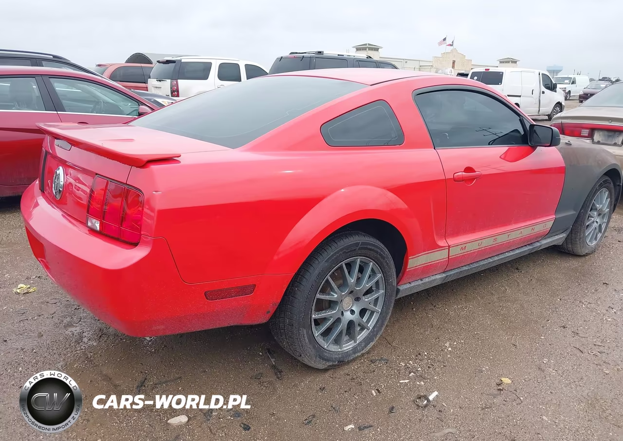 2007 Ford Mustang V6 Deluxe-V6 Premium VIN:1ZVFT80N475285632 - 4